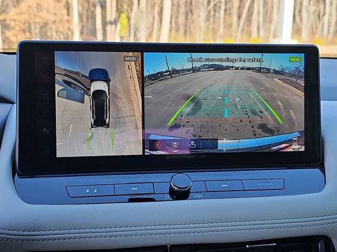 Used 2024 Nissan Rogue SL image 24