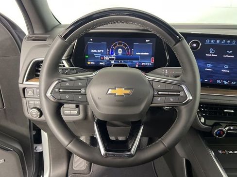 New 2026 Chevrolet Suburban High Country AWD/4WD image 16
