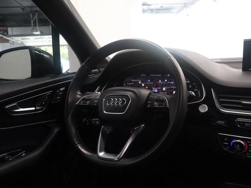 Used 2018 Audi Q7 3.0T Prestige w/ Prestige Package AWD/4WD image 38