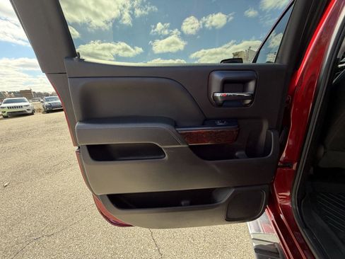 Used 2018 GMC Sierra 1500 SLT image 27