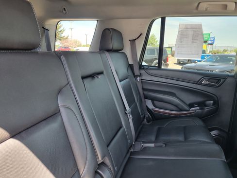 Used 2017 GMC Yukon SLT AWD/4WD image 17