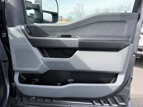 Used 2025 Ford F250 XLT AWD/4WD image 21