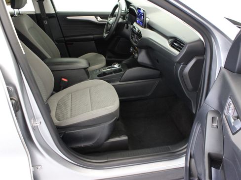 Used 2021 Ford Escape SE w/ SE Sport Appearance Package FWD image 37