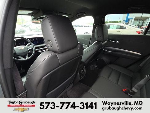 Used 2025 Cadillac XT4 Premium Luxury AWD/4WD image 27