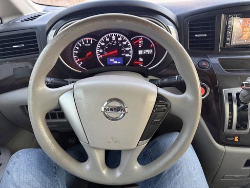Used 2015 Nissan Quest S image 11