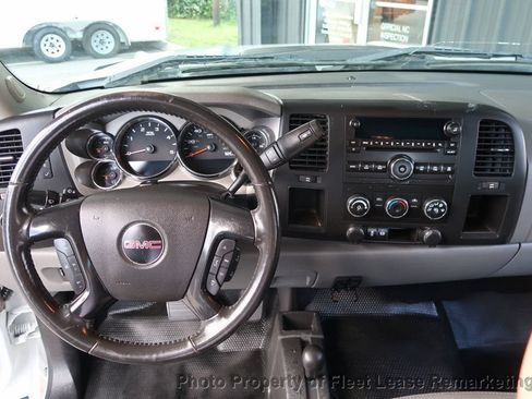 Used 2014 GMC Sierra 2500 W/T AWD/4WD image 25