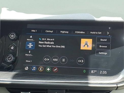 Used 2021 Buick Envision Essence FWD image 21