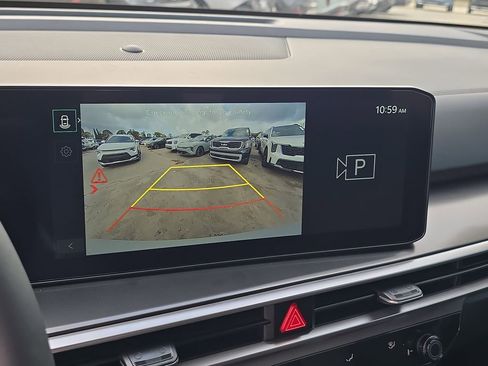 New 2026 Kia Sorento LX FWD image 23
