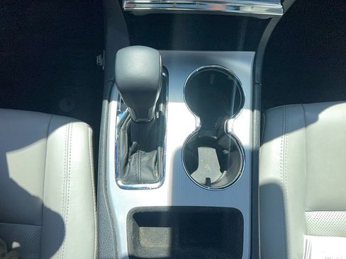 Used 2018 Jeep Grand Cherokee Limited RWD image 19