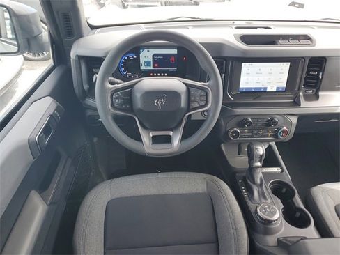 Used 2022 Ford Bronco 4-Door image 11