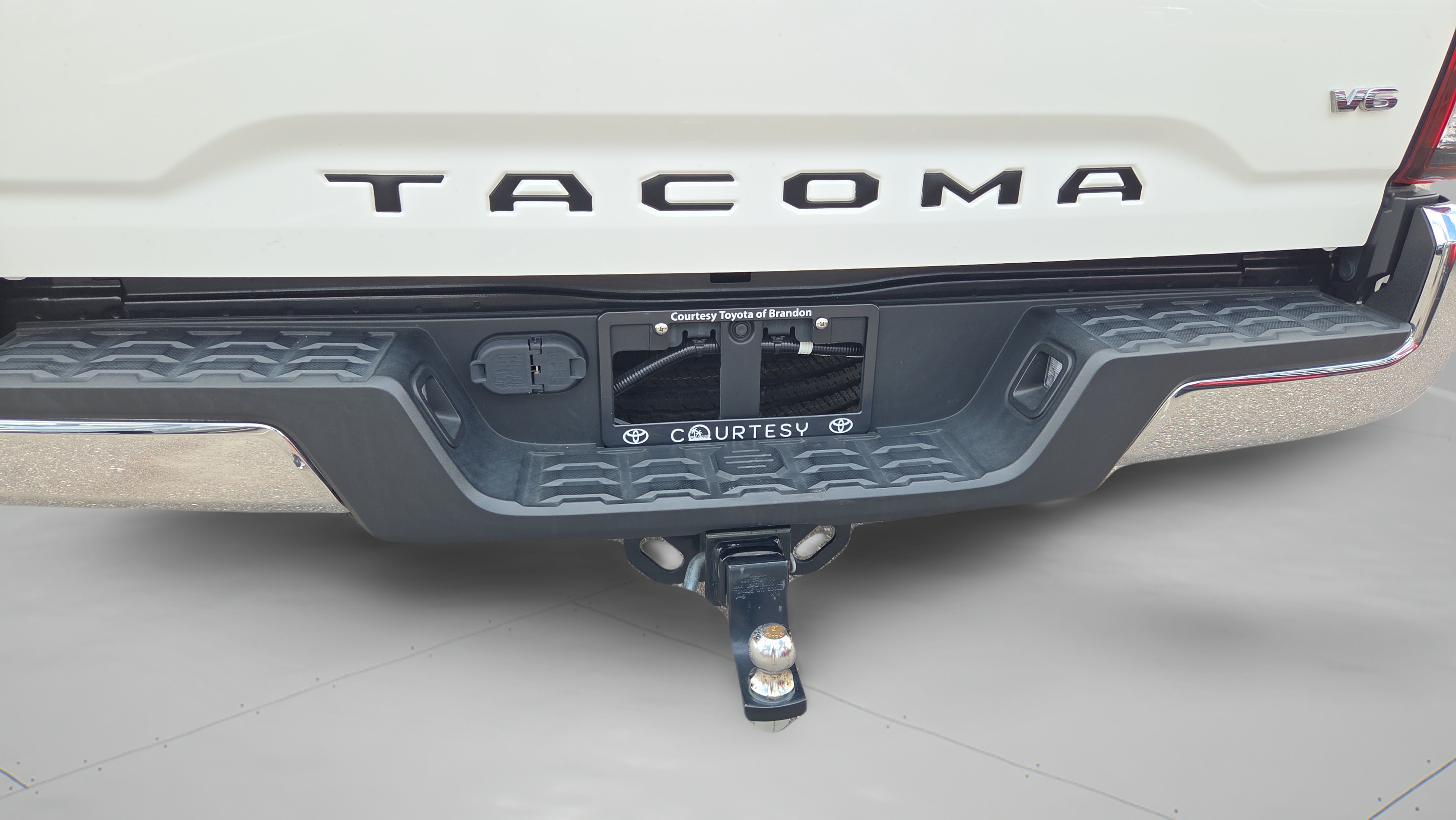 Certified 2023 Toyota Tacoma SR5 RWD image 28