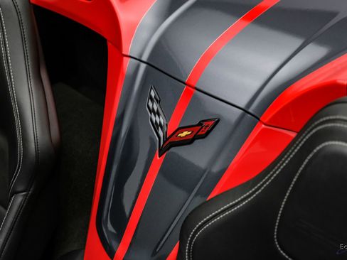 Used 2015 Chevrolet Corvette Z06 w/ 3LZ Preferred Equipment Group image 49