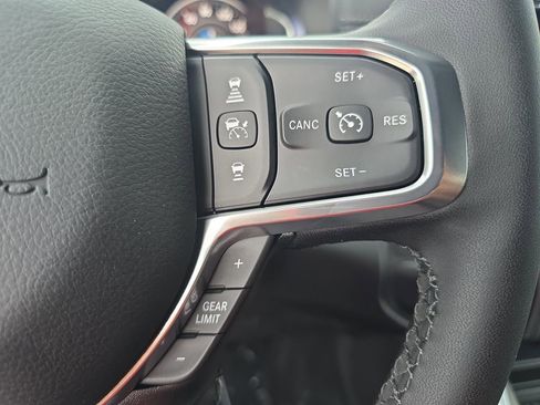 New 2025 RAM 2500 Laramie w/ Night Edition AWD/4WD image 18