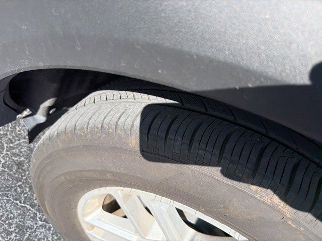 Certified 2025 Ford Explorer Active RWD image 7