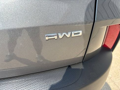 Used 2024 Ford Escape Active AWD/4WD image 9