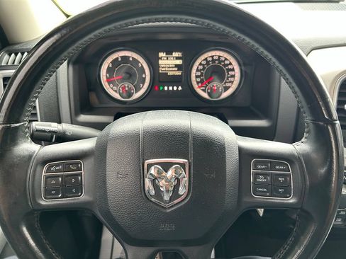 Used 2016 RAM 1500 Big Horn AWD/4WD image 19