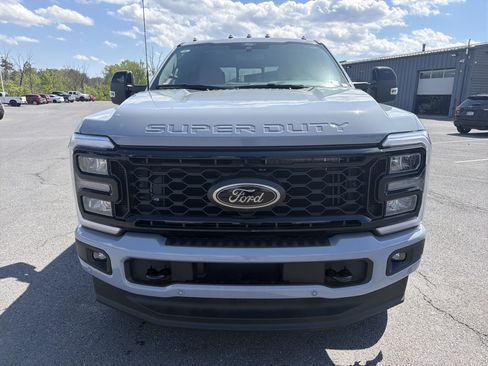 New 2025 Ford F250 Lariat w/ Lariat Ultimate Package AWD/4WD image 17