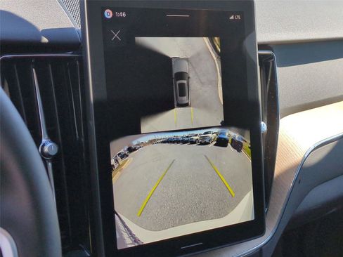 New 2026 Volvo XC60 B5 Plus w/ Climate Package image 11