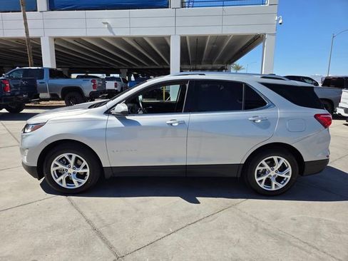 Certified 2019 Chevrolet Equinox LT image 3