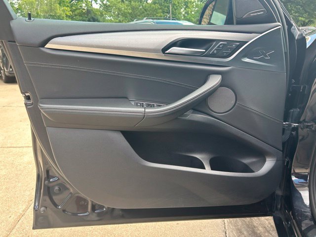 Used 2019 BMW X4 xDrive30i w/ M Sport Package 2 AWD/4WD image 27