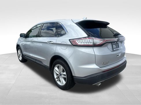 Used 2018 Ford Edge SEL AWD/4WD image 7