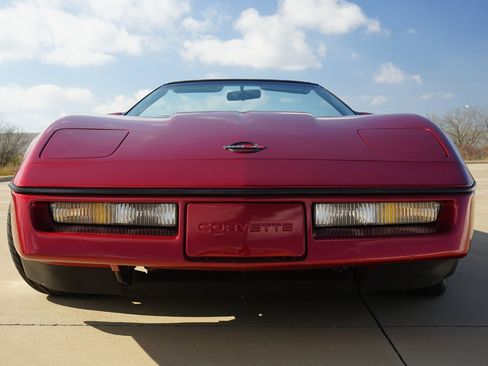 Used 1990 Chevrolet Corvette Convertible image 24