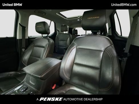 Used 2020 Chevrolet Traverse Premier w/ Redline Edition image 5