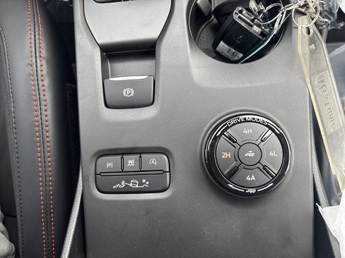 New 2025 Ford Ranger Raptor image 30