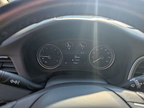 Used 2020 Buick Enclave Essence image 19