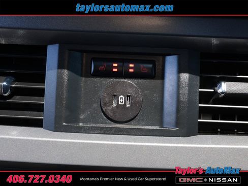 Used 2024 Ford F350 Lariat w/ Black Appearance Package AWD/4WD image 40