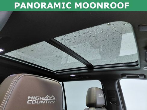 Certified 2023 Chevrolet Suburban High Country w/ Premium Package 2 image 4