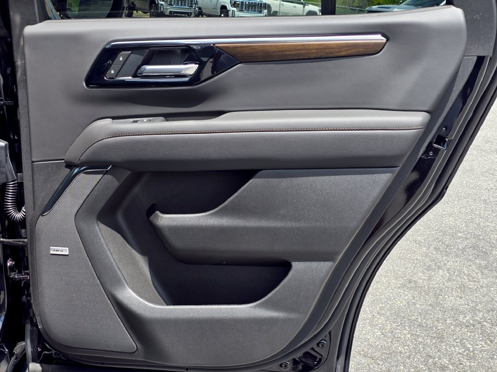 New 2026 Chevrolet Tahoe High Country AWD/4WD image 38