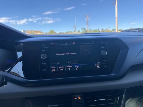 Certified 2023 Volkswagen Taos SE AWD/4WD image 54