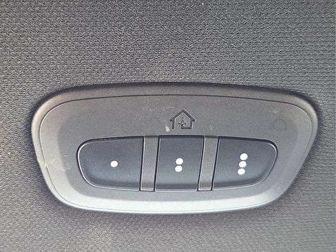 Used 2024 RAM 2500 Limited AWD/4WD image 20