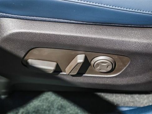 New 2026 Kia Carnival SX image 21