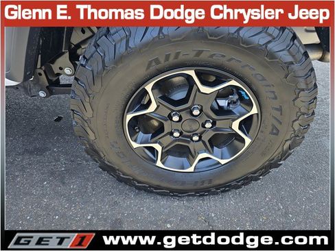 Certified 2023 Jeep Gladiator Sport AWD/4WD image 35