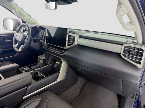 Used 2023 Toyota Tundra Limited image 21