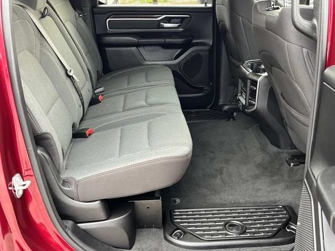 Used 2022 RAM 1500 Big Horn AWD/4WD image 23