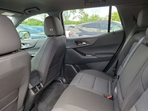 New 2026 Chevrolet Equinox LT w/ Safety and Technology Package FWD image 7