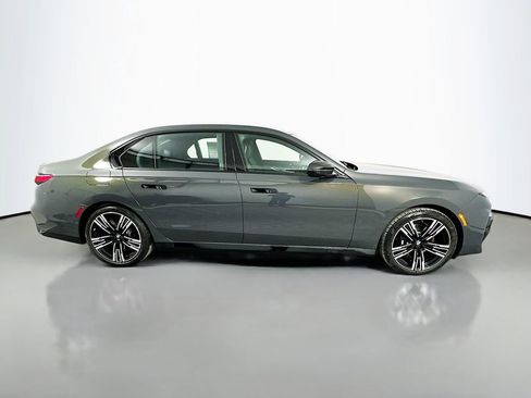 New 2026 BMW 760i xDrive w/ Executive Package image 4