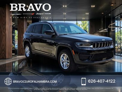 New 2026 Jeep Grand Cherokee Laredo