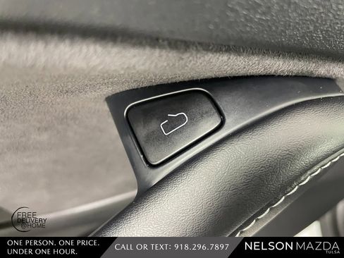 Used 2023 Tesla Model 3 Standard Range image 21