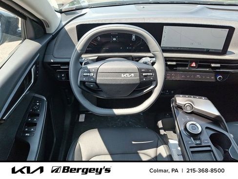 New 2025 Kia EV6 Wind AWD/4WD image 8