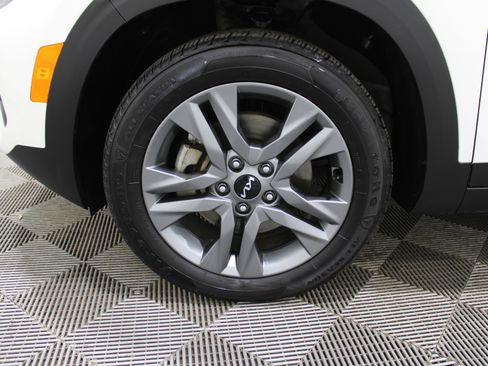 Used 2023 Kia Seltos S w/ Navigation Package image 37