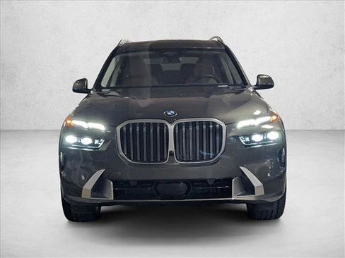New 2026 BMW X7 xDrive40i w/ Premium Package image 5