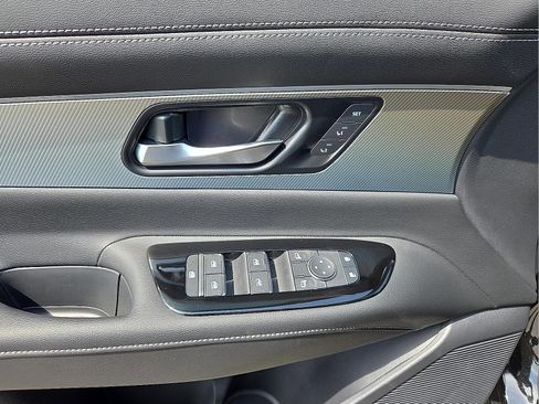 New 2025 Nissan Murano SL image 15