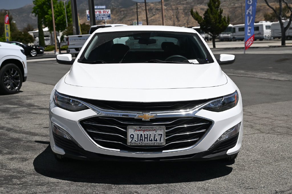 Used 2024 Chevrolet Malibu LT FWD image 2