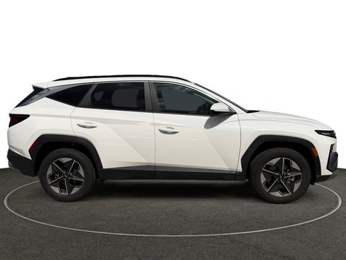 Certified 2025 Hyundai Tucson SEL AWD/4WD image 7