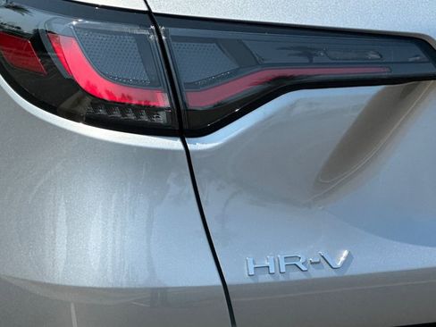 New 2026 Honda HR-V LX image 29