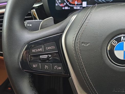 Certified 2023 BMW 530i w/ Premium Package RWD image 20